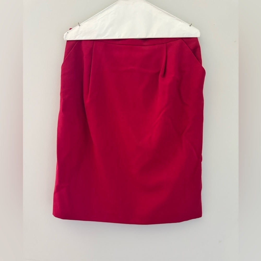 Preswick & Moore Deep Red Wool Blazer with matching skirt - Picture 4 of 16